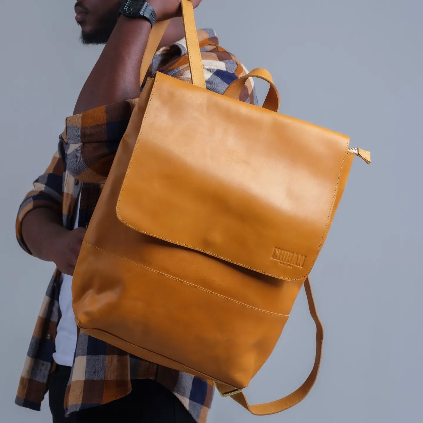 Elsa Laptop Backpack – Chiban Leather US