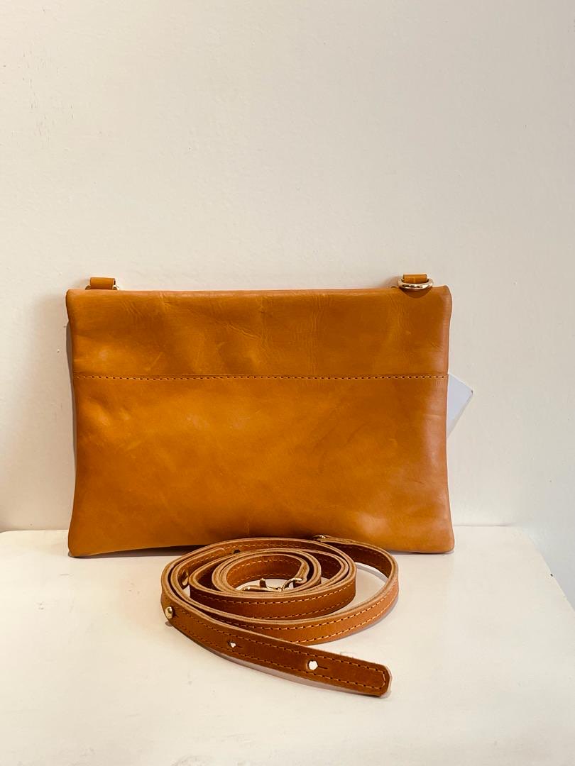 Passport Crossbody with Front Zipper (Convertible)